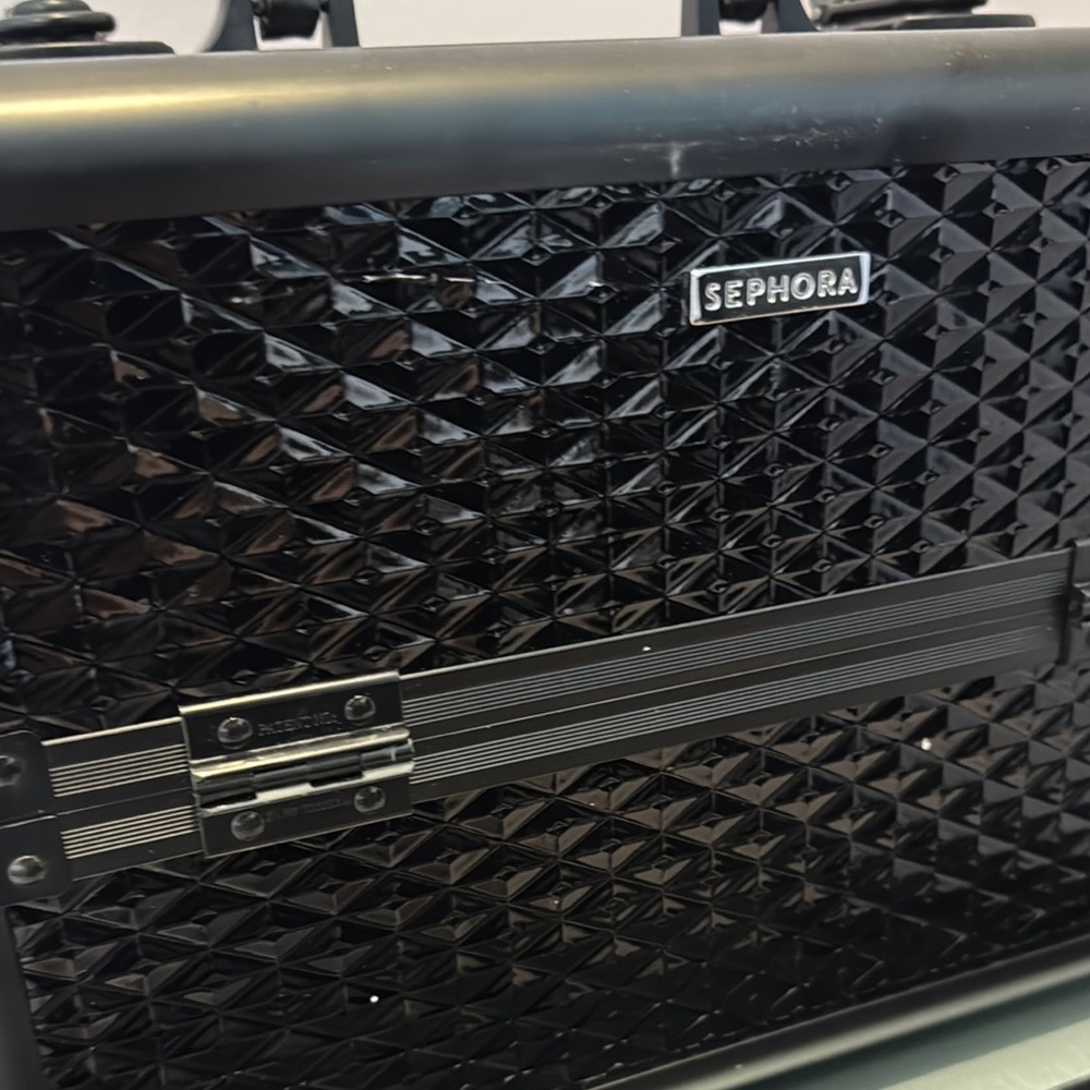 Sephora Diamond Pattern Black Train Makeup Caddy … - image 3